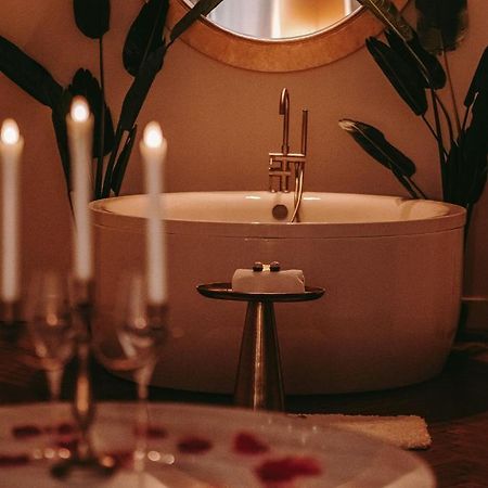Maison Marie-Astrid, Suite avec Balnéo privée Bordeaux Esterno foto